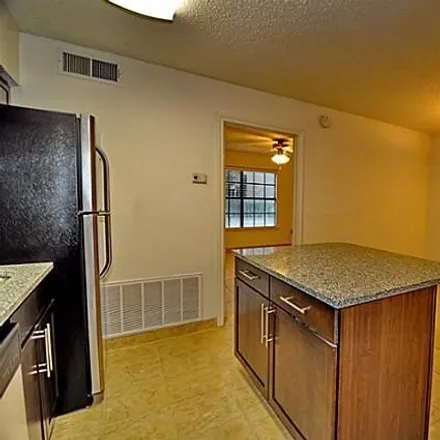 Image 3 - 6910 Skillman Street, Dallas, TX 54231, USA - Apartment for rent