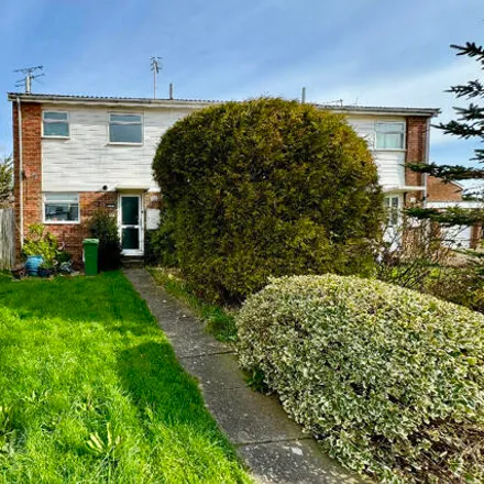 Buy this 2 bed house on Badlesmere Road in Eastbourne, BN22 8TL