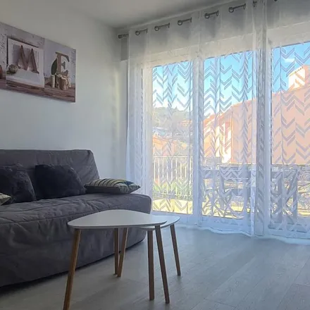 Rent this 2 bed apartment on Collioure in Château de la Rocasse, Rue Aristide Maillol