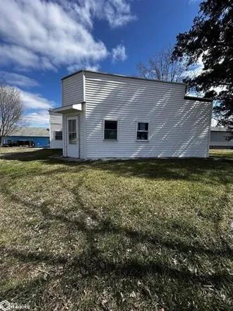 Image 3 - Fort Madison Veterinary Clinic, Old Highway 61, Fort Madison, IA 52627, USA - House for sale