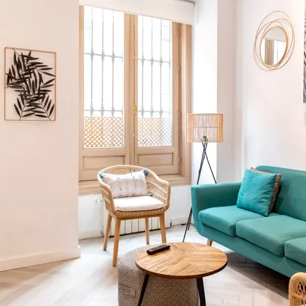 Rent this 2 bed apartment on Madrid in Plaza de la Paja, 2