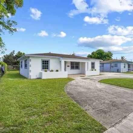 Image 3 - 570 Northwest 190th Street, Norland, Miami Gardens, FL 33169, USA - House for sale