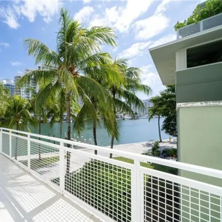 Image 6 - 6010 Aqua Path, Miami Beach, FL 33141, USA - Townhouse for sale
