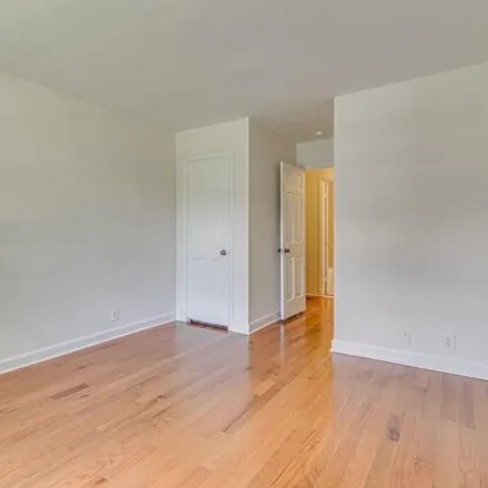 Image 6 - Fairlington Meadows, Arlington, VA, USA - Condo for rent