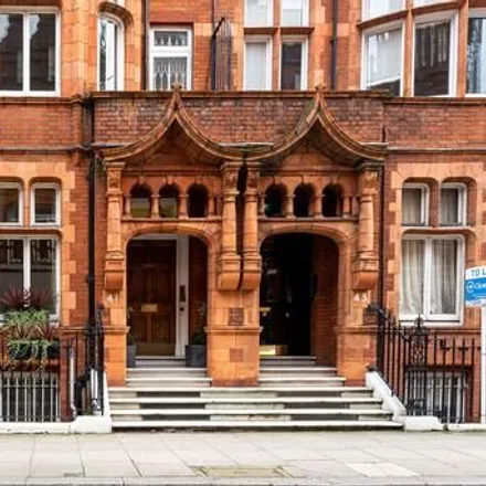 Image 5 - The Apartments, 41 Draycott Place, London, SW3 2SQ, United Kingdom - Townhouse for rent