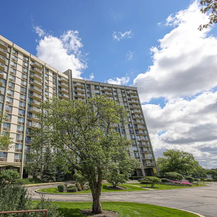 Buy this 1 bed loft on 40 North Tower Road in Oak Brook, DuPage County