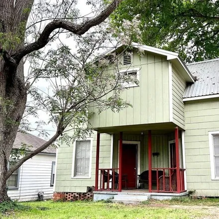 Buy this 4 bed house on F W Schuerenberg House in West Alamo Street, Brenham