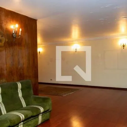 Rent this 3 bed house on Avenida Lucas Nogueira Garcez 552 in Centro, São Bernardo do Campo - SP