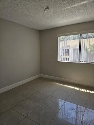 Image 6 - 3201 Coral Lake Drive, Coral Springs, FL 33065, USA - Apartment for rent