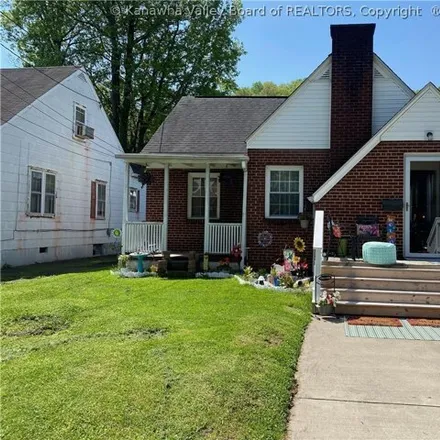 Buy this 3 bed house on Frontage Road in Charleston, WV 25305