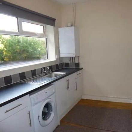 Rent this 4 bed duplex on 264 Queens Road in Beeston, NG9 2BD