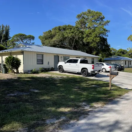 Image 1 - 809 King Orange Drive, Fort Pierce, FL 34982, USA - Duplex for sale