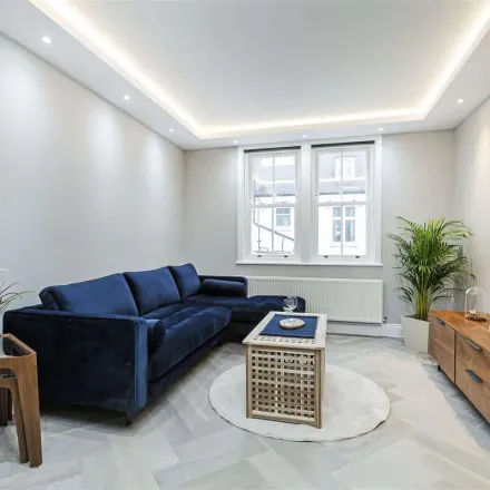 Image 3 - 68 Upper Richmond Road, London, SW15 2RT, United Kingdom - Apartment for rent