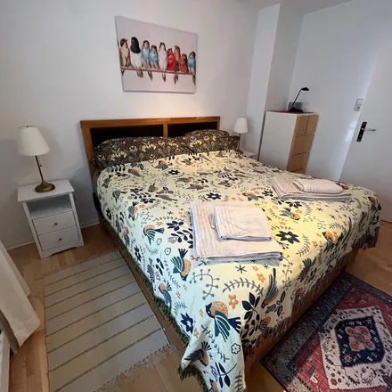 Rent this 1 bed apartment on Flensburger Straße 19 in 60435 Frankfurt, Germany