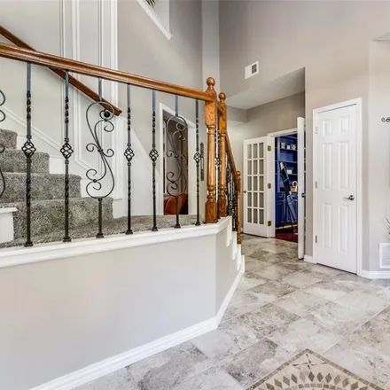 Image 3 - 2604 Surrey Woods Road, Flower Mound, TX 75028, USA - House for sale