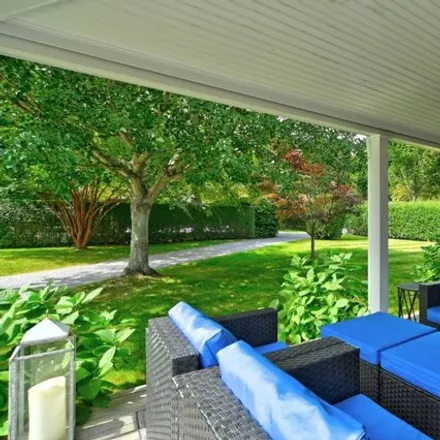 Image 4 - 15 Buell Lane, Village of East Hampton, Suffolk County, NY 11937, USA - House for rent