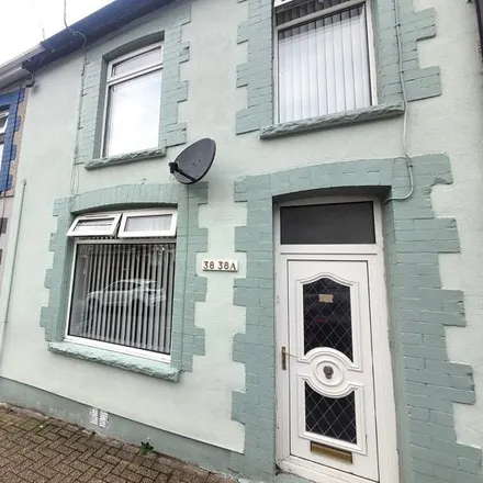 Rent this 1 bed apartment on High Street in Gilfach Goch, CF39 8SH