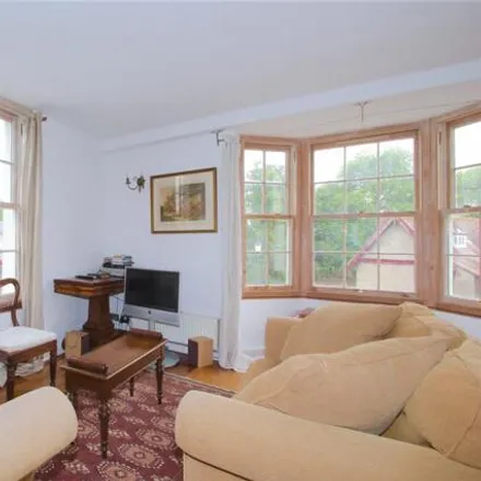 Rent this 1 bed room on Caudwell's Castle in 5 Folly Bridge, Oxford