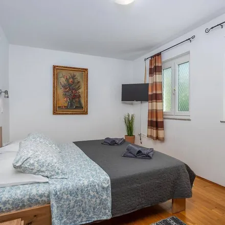 Rent this 1 bed apartment on Mjesni odbor Sveti Vid-Miholjice in 58070 44, 51511 Sveti Vid-Miholjice