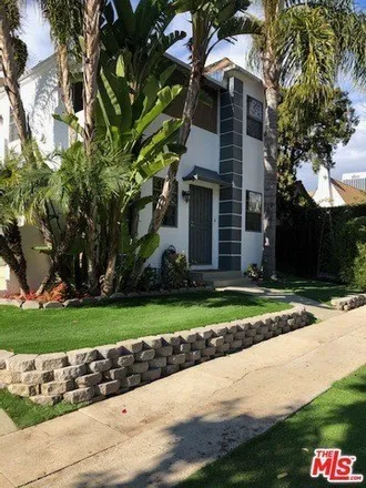 Rent this studio house on Westside Jewish Community Center in South Stanley Avenue, Los Angeles