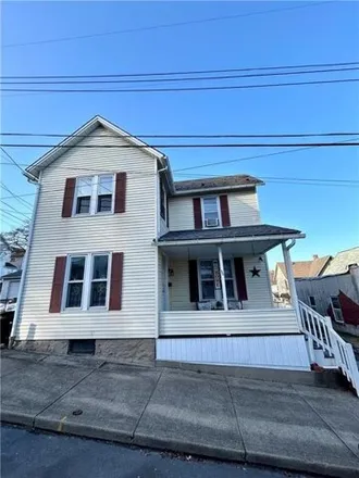 Buy this 4 bed house on 299 Chestnut Street in Uttsville, Bangor