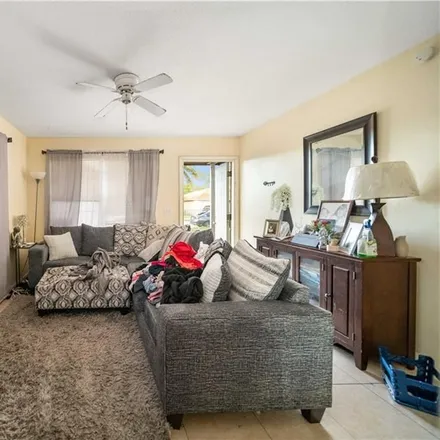 Image 3 - 1509 West 10th Street, Riviera Beach, FL 33404, USA - House for sale