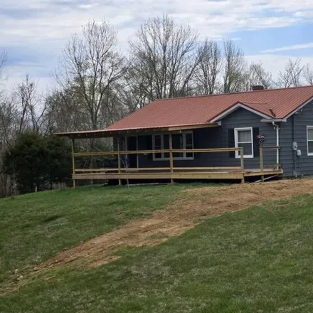 Buy this 3 bed house on 3679 Elkhorn Road in Campbellsville, KY 42718