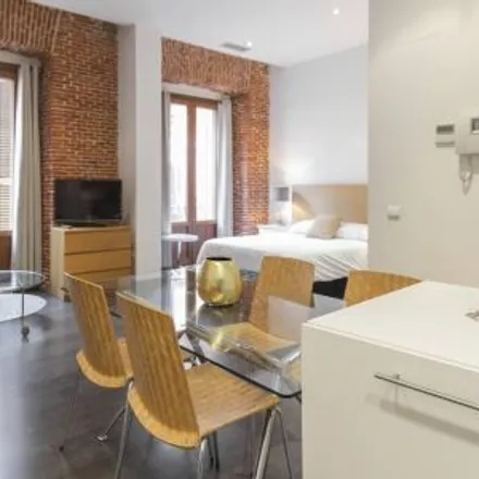 Rent this 2 bed apartment on Madrid in Calle de Fuencarral, 34