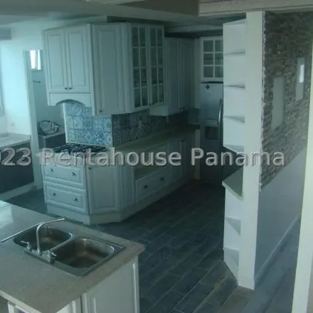 Rent this 3 bed apartment on Avenida 4ta C Sur A in Villa Lilla, 0816