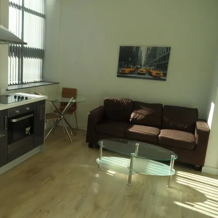 Image 3 - Mill Street, Bradford, BD1 4AF, United Kingdom - Apartment for rent