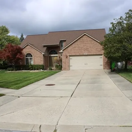 Buy this 3 bed house on 15821 Tea Rose Drive in Macomb Township, MI 48042