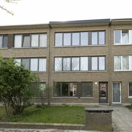 Rent this 2 bed apartment on Acht Eeuwenlaan 17 in 2650 Edegem, Belgium