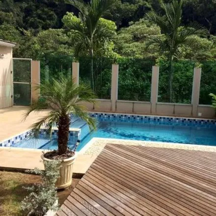 Buy this 3 bed house on unnamed road in Torres de São José, Jundiaí - SP