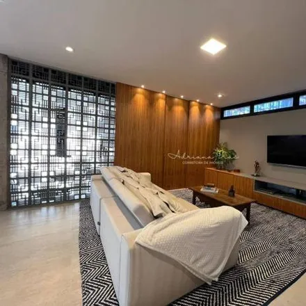 Buy this 4 bed house on Avenida Júlio Cassola in Residencial Alphaville Nova Esplanada 3, Votorantim - SP