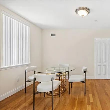 Image 5 - 1764 East 19th Street, New York, NY 11229, USA - Condo for sale