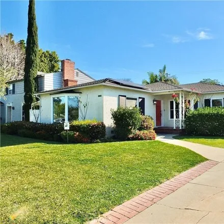 Image 2 - 4432 Olive Avenue, Long Beach, CA 90807, USA - House for sale