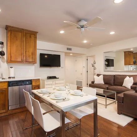 Rent this 2 bed apartment on 125 Montana Avenue in Santa Monica, CA 90402