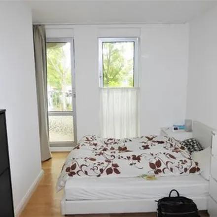 Rent this 3 bed apartment on Strandbad Lörick in Niederkasseler Deich, 40547 Dusseldorf