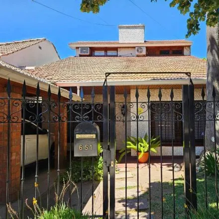Buy this 3 bed house on Jorge de Kay 753 in Adrogué, Argentina