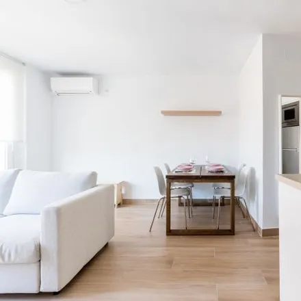 Image 9 - Calle Pureza, 49, 41010 Seville, Spain - Apartment for rent