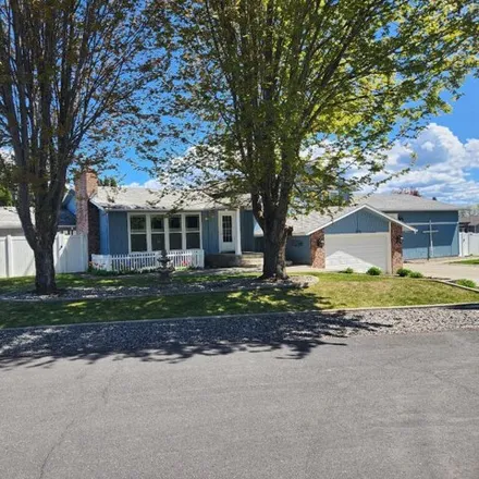 Image 2 - 1324 North Glasgow Drive, Post Falls, ID 83854, USA - House for sale