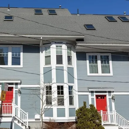 Buy this 3 bed condo on 29 Tyng St Unit 29 in Portland, Maine