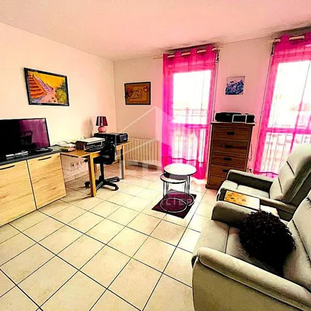 Image 3 - 500 Boulevard Pierre Pasquier, 69400 Villefranche-sur-Saône, France - Apartment for rent