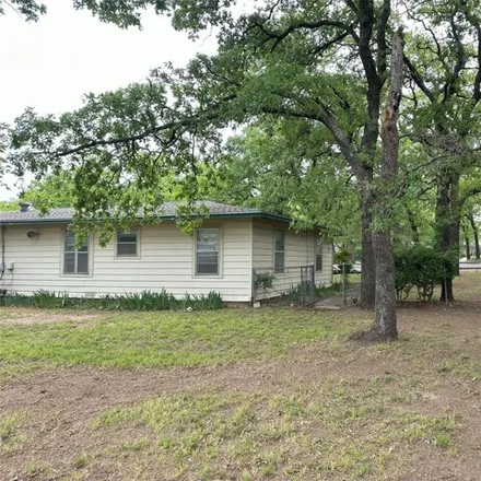 Image 6 - 435 Johns Drive, Bridgeport, TX 76426, USA - House for rent