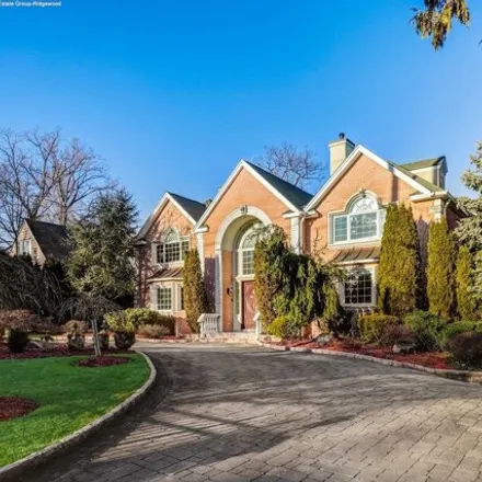 Rent this 6 bed house on 111 Pershing Road in Englewood Cliffs, Bergen County
