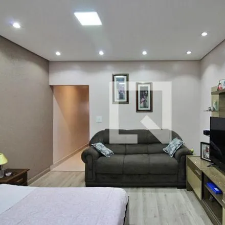 Rent this 3 bed house on Avenida Queirós Filho in Jardim Ipanema, Santo André - SP