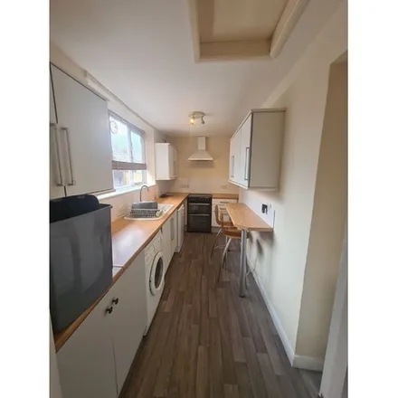 Image 3 - Coleridge, 1A Bulford, Rockwell Green, TA21 8DE, United Kingdom - Apartment for rent