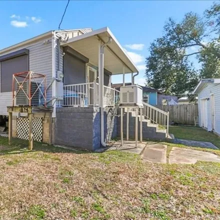 Image 2 - 3320 Clematis Street, New Orleans, LA 70122, USA - House for sale