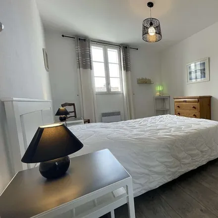 Rent this 2 bed house on Saint-Martin de Ré in 17410 Saint-Martin-de-Ré, France