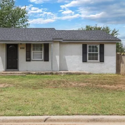 Image 1 - 3302 Bates Street, Lubbock, TX 79415, USA - House for sale